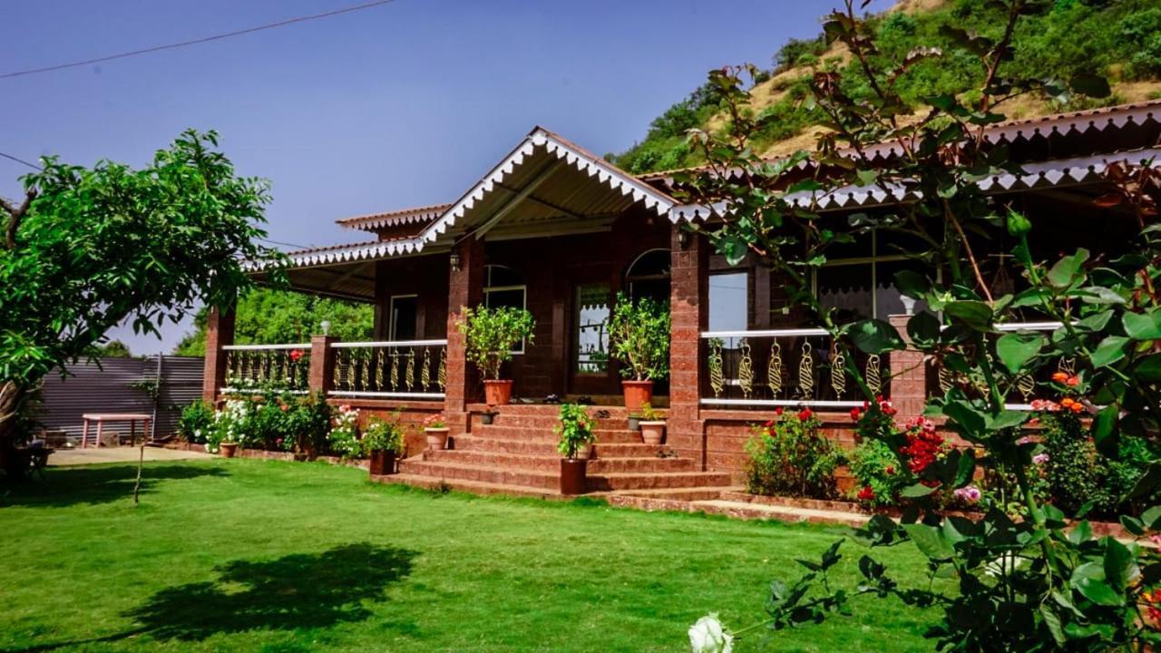 Sai Leela Bungalow - Villa With Private Pool Mahābaleshwar Kültér fotó